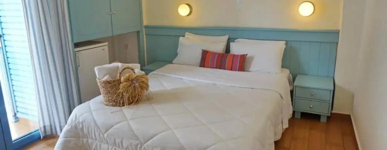 Saronis Agistri - Adults Only - 28