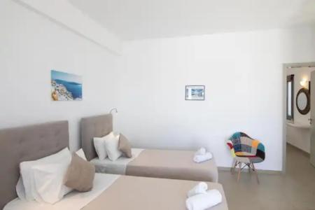 Thira's Dolphin - 93