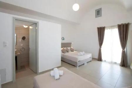 Thira's Dolphin - 61