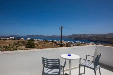 Thira's Dolphin - 115