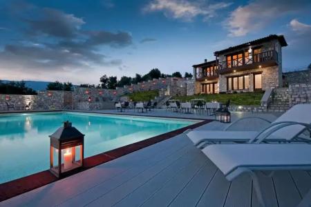 Karavia Lux Inn - 12