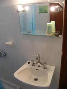 Helgas Paradise - 35