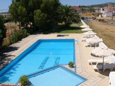 Helgas Paradise - 12