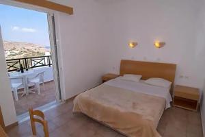 Lambis Studios & Apartments, Lindos