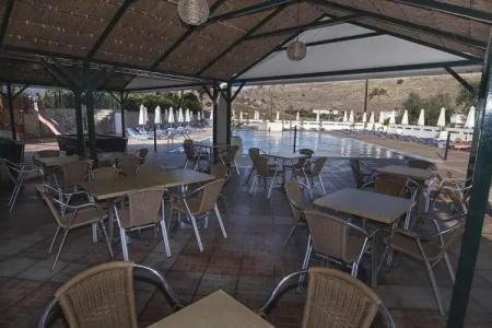 Lambis Studios & Apartments - 17