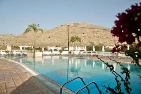 Lambis Studios & Apartments - 9