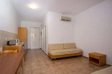 Lambis Studios & Apartments - 72