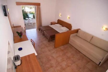 Lambis Studios & Apartments - 81