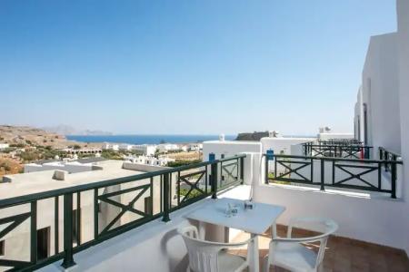 Lambis Studios & Apartments - 70