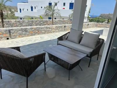 Lambis Studios & Apartments - 23