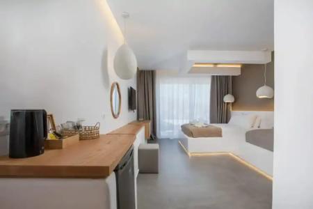 Lambis Studios & Apartments - 48