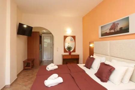 Aloni Pefkochori - 22