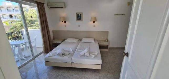 Elarin Studios & Apartments - 49