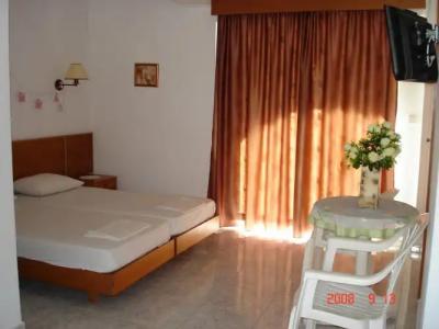 Elarin Studios & Apartments - 2