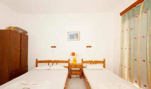 Maroula Studios - 47