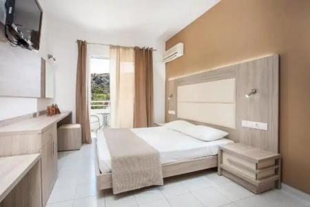 Maroula Studios - 33