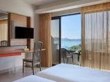 Double room with partial sea view