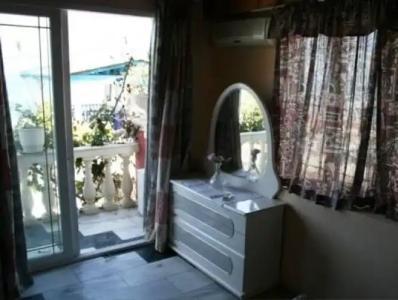 Romantic Palace Beach Apartments - 3