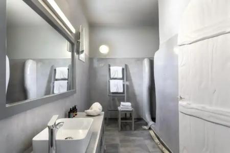 Blue Dolphins Apartments - 7