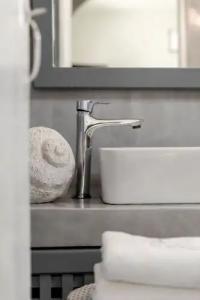 Blue Dolphins Apartments - 92