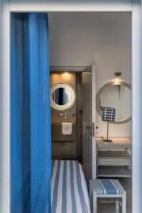 Blue Dolphins Apartments - 45