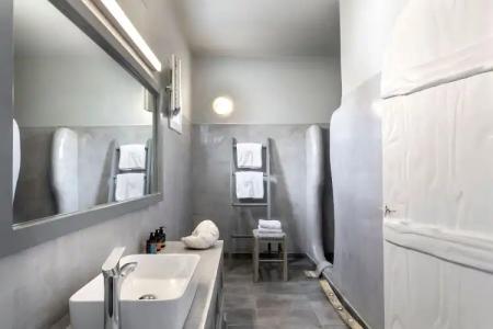 Blue Dolphins Apartments - 86