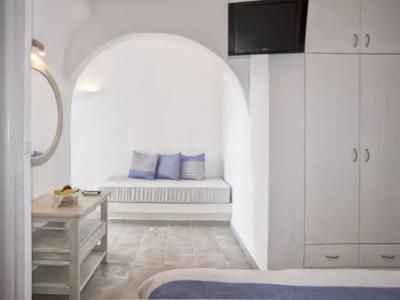 Blue Dolphins Apartments - 4