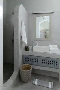 Blue Dolphins Apartments - 48