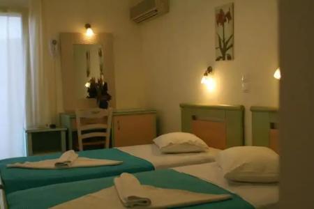 Captain Manolis - 13