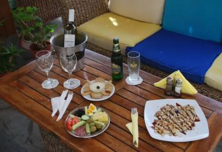 Siroco's Rooms And Studios - 8