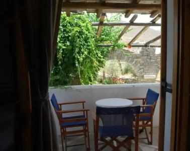 Siroco's Rooms And Studios - 12