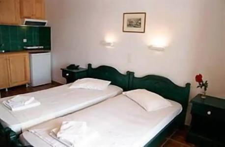 Siroco's Rooms And Studios - 4