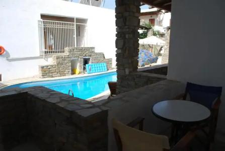 Siroco's Rooms And Studios - 16