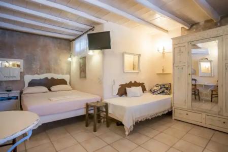 Anthippi Guest House - 187