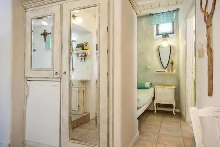 Anthippi Guest House - 211