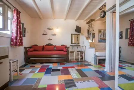 Anthippi Guest House - 190