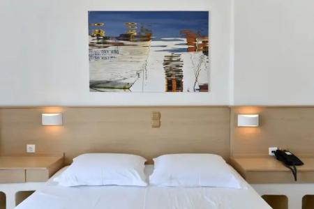 Sunset View & Apartments - 71