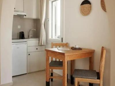 Proteas & Suites - 241