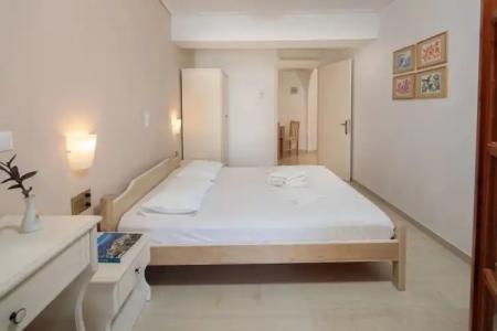 Proteas & Suites - 295