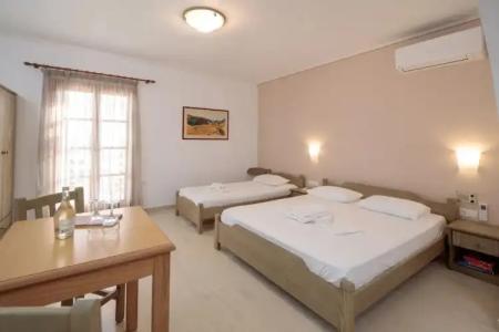 Proteas & Suites - 128