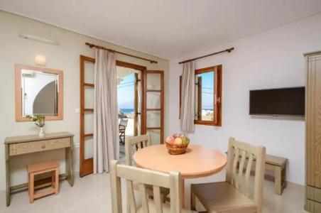 Proteas & Suites - 346