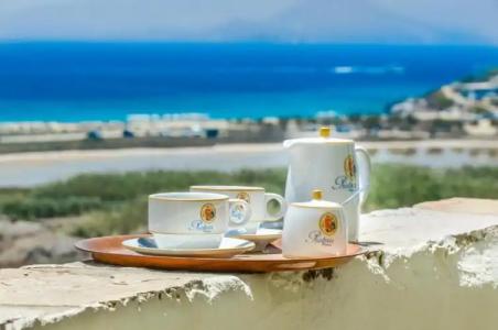 Proteas & Suites - 213