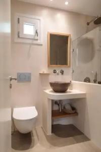 Proteas & Suites - 176