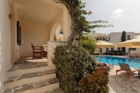 Proteas & Suites - 170