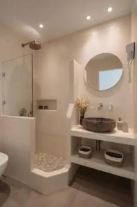 Proteas & Suites - 175