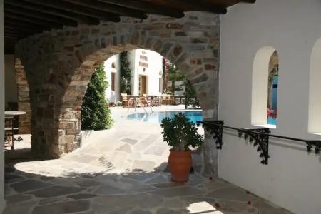 Proteas & Suites - 69