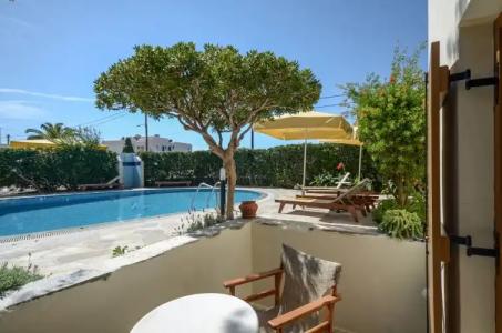 Proteas & Suites - 17