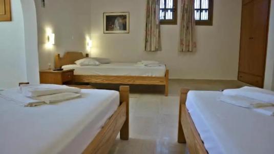 Proteas & Suites - 51