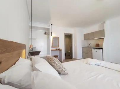 Proteas & Suites - 219