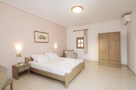 Proteas & Suites - 169